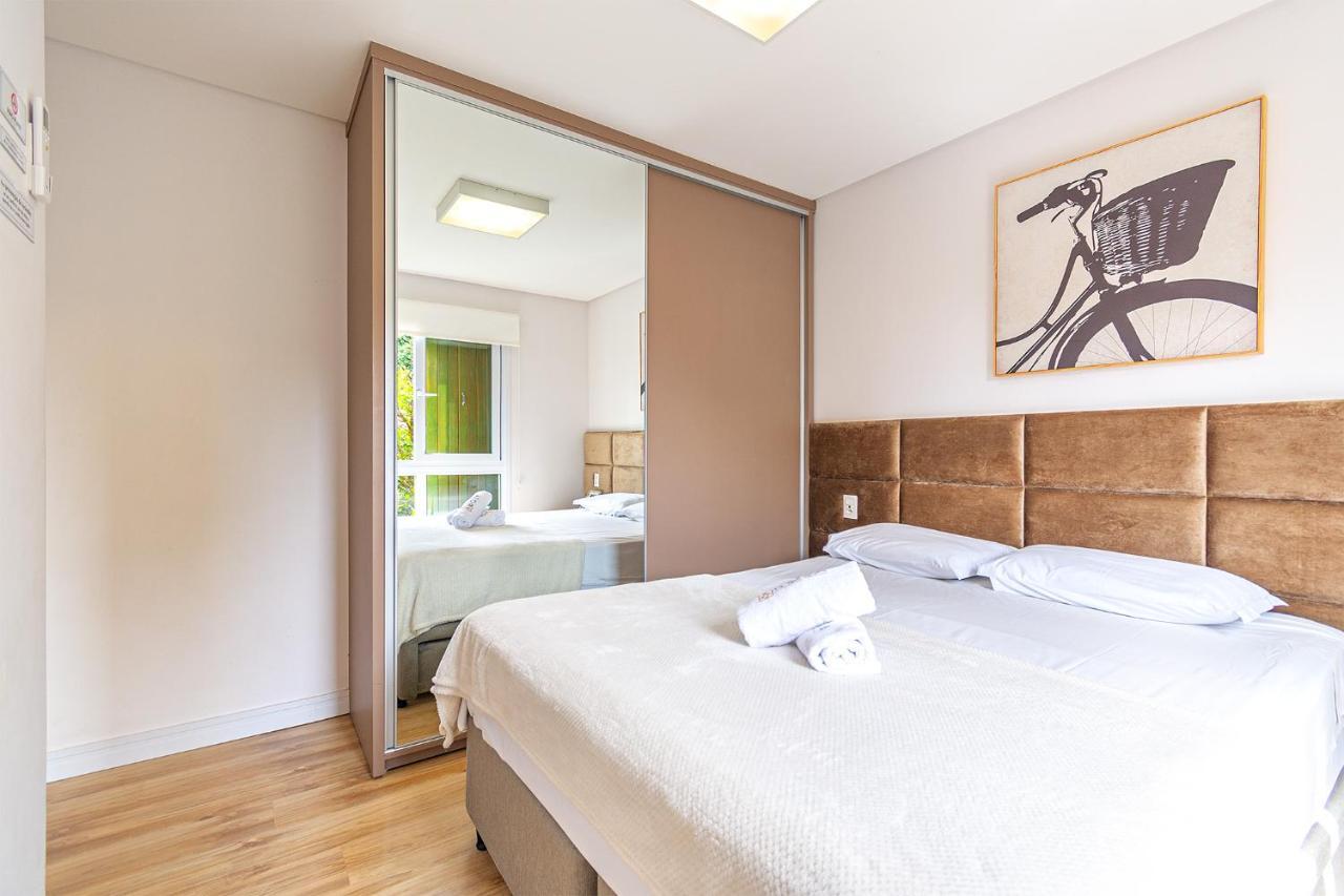 Rosa Apartamento Luxo No Centro Gramado Apartman Kültér fotó
