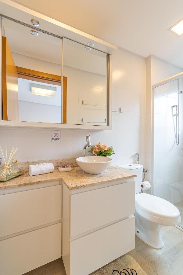 Rosa Apartamento Luxo No Centro Gramado Apartman Kültér fotó