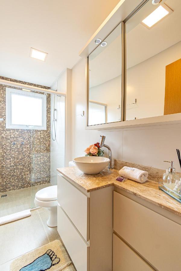Rosa Apartamento Luxo No Centro Gramado Apartman Kültér fotó