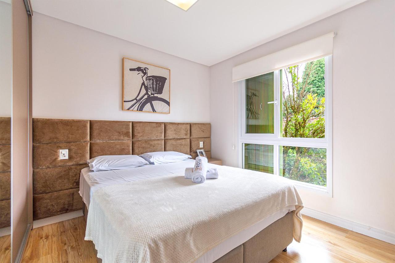 Rosa Apartamento Luxo No Centro Gramado Apartman Kültér fotó